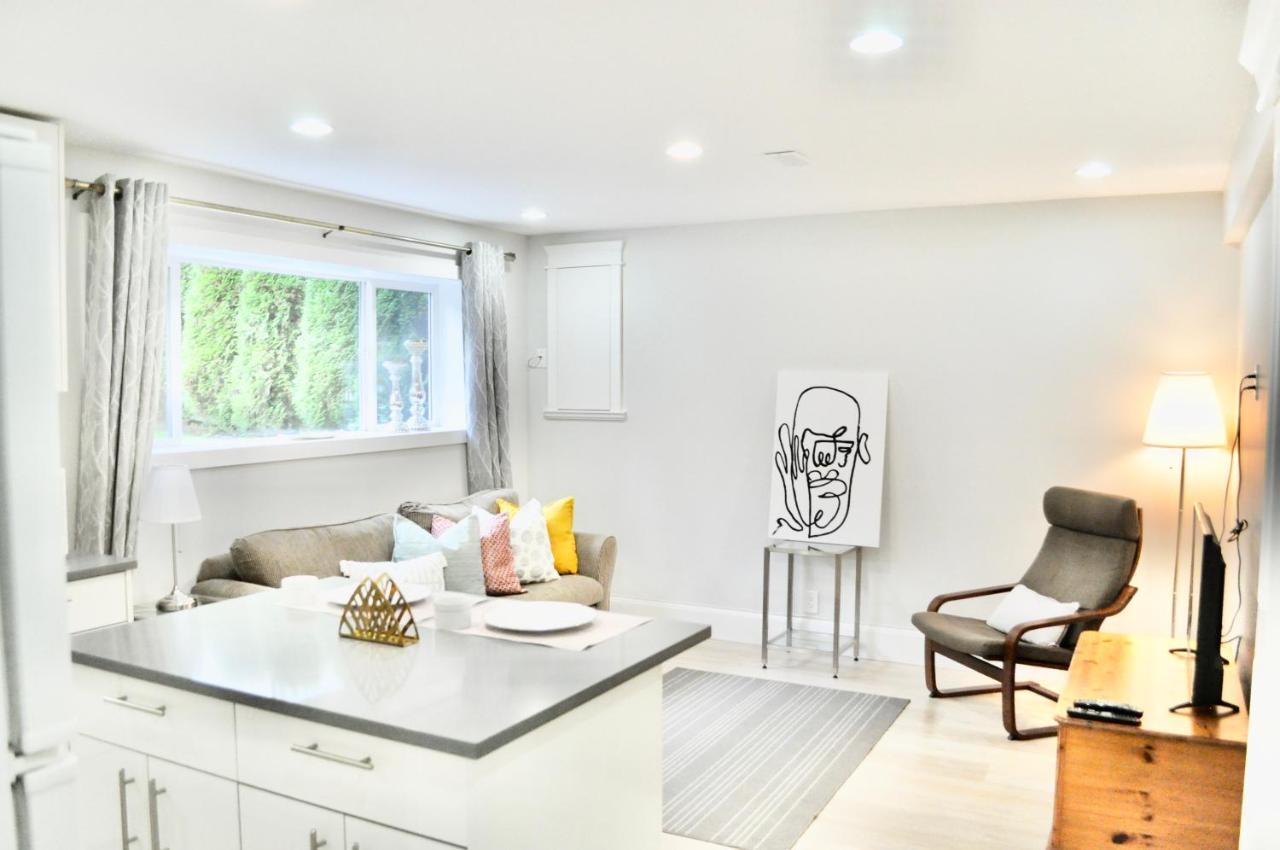 Stylish 1 Bedroom Suite In North Vancouver 10 Mins Ski 外观 照片